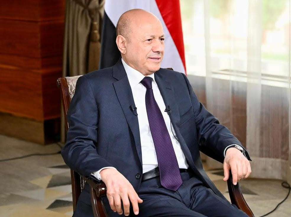 الرئيس العليمي يدعو كفاءات المهجر للمساهمة بخبراتهم في خدمة اليمن