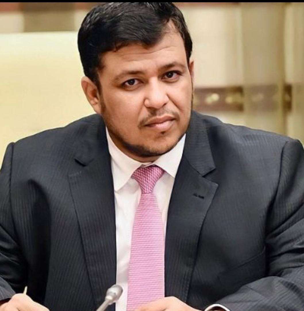 الدكتور عبدالله العليمي يبارك افتتاح مطار المخا الدولي