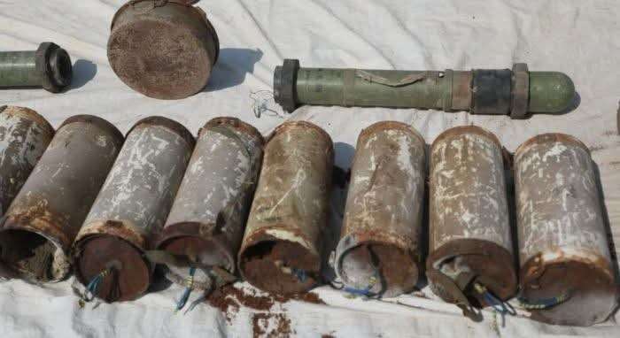 العثور على مخزن ألغام من مخلفات مليشيا الحوثي جنوب الحديدة