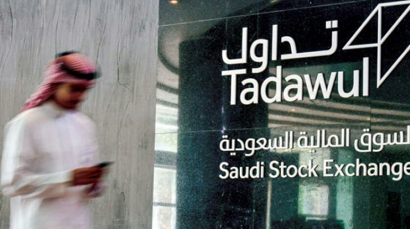 زخم أرامكو يصعد بسيولة الأسهم السعودية 200 خلال أسبوع