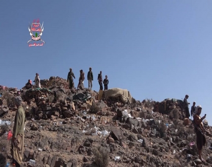 قوات العمالقة تدخل معقل الحوثين شمال البرح وتغنم غنائم