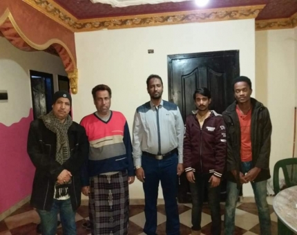 الوكيل الأول بن عويّض يزور طلاب المهرة الدارسين في مصر