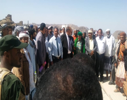 نائب محافظ لحج ومدير التربية يفتتحان المعرض العلمي بمدرسة العياسئ بلبعوس