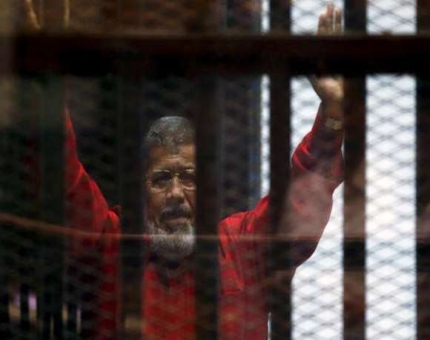 سابع رمضان يمر على مرسي بالسجن