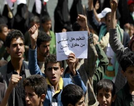 الشباب العربي يريدون إصلاح الحكومات لا التمرد عليها