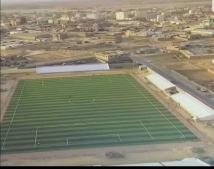 افتتاح أول ملعب رياضي معشب بالمهرة