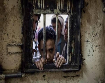 الحكومة الشرعية تدين أحكام مليشيا الحوثي بإعدام 30 مختطفاً ومعتقلاً وتطالب المجتمع الدولي بسرعة إنقاذهم