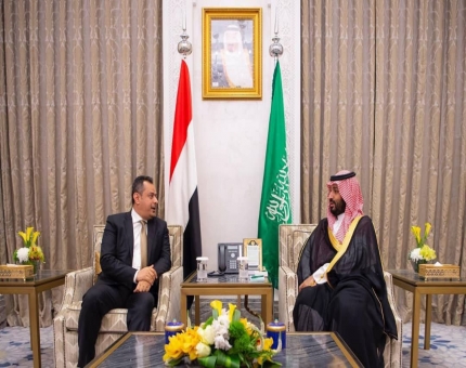 ولي العهد السعودي يستقبل رئيس الوزراء في الرياض