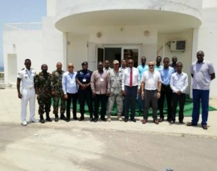 بمشاركة اليمن.. اختتام دورة دولية للأمن البحري في جيبوتي