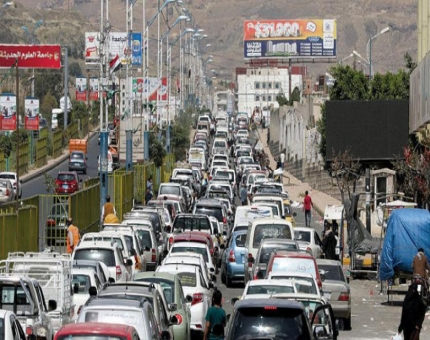 أزمة الوقود تتفاقم في صنعاء... والحوثيون يزايدون بها إنسانياً